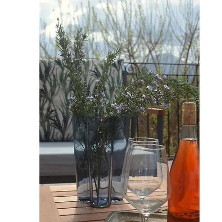 Bed & Breakfast Verdicchio - With Wellness For Winelovers *