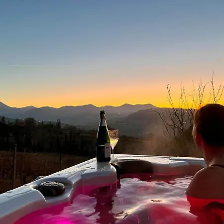 Verdicchio - With Wellness For Winelovers 住宿加早餐酒店 Cupramontana