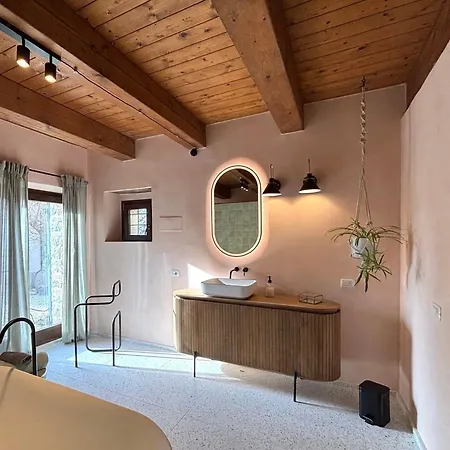 Verdicchio - With Wellness For Winelovers 3*